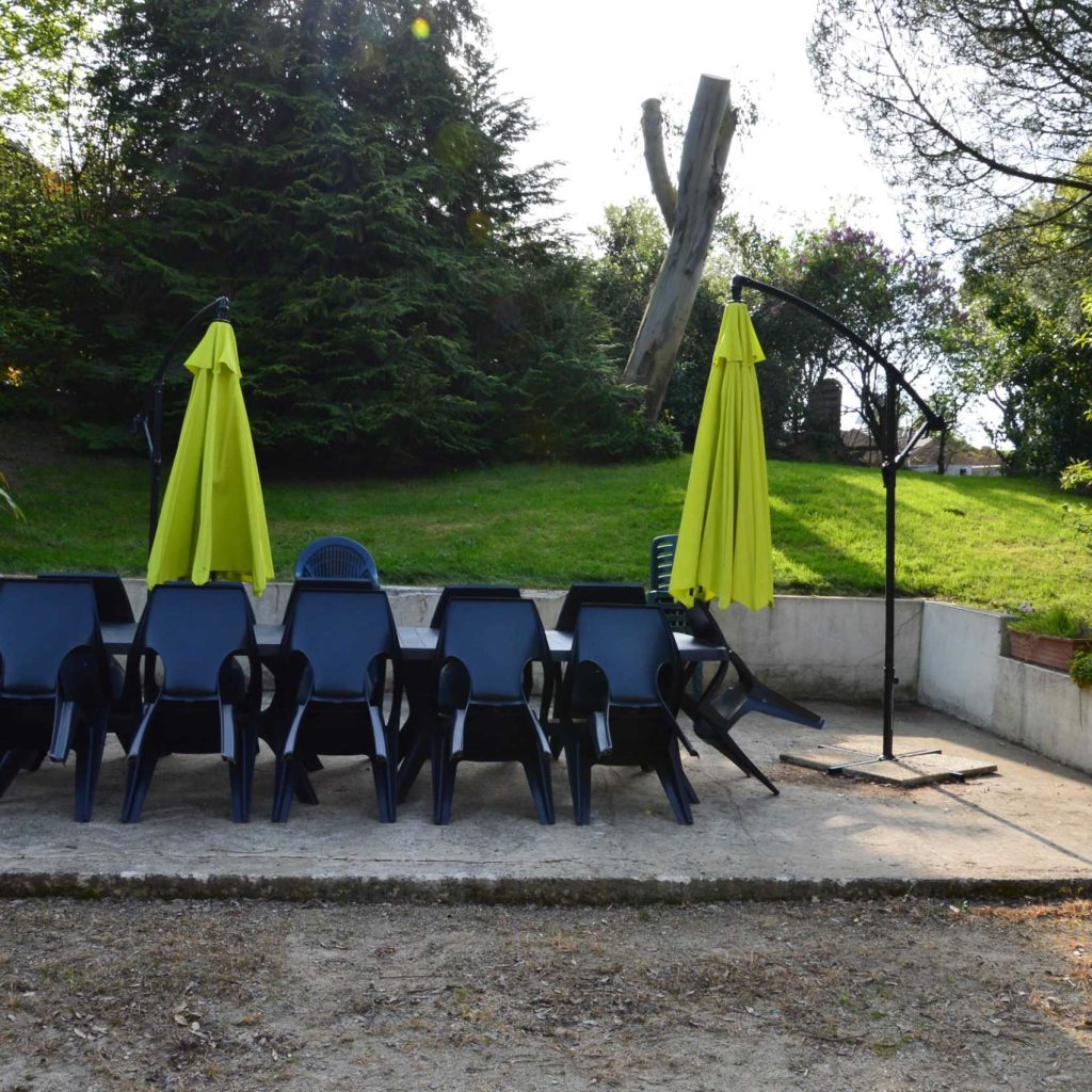Terrasse - Gites du Lou - Guitté